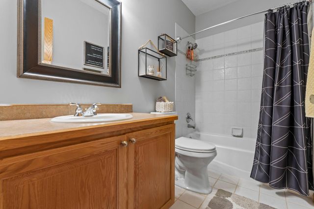 3144 Wilds Ridge Court NW, Prior Lake, MN 55372