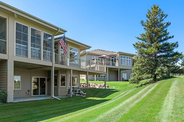 3144 Wilds Ridge Court NW, Prior Lake, MN 55372