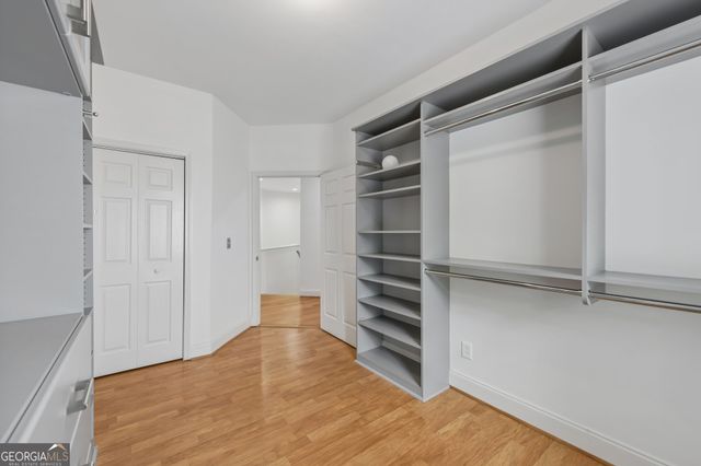 6137 White Oak Drive, Flowery Branch, GA 30542