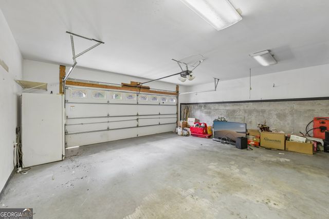 6137 White Oak Drive, Flowery Branch, GA 30542