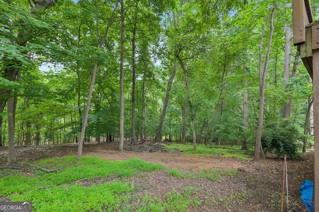 6137 White Oak Drive, Flowery Branch, GA 30542