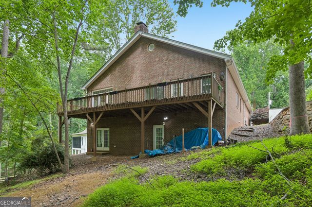 6137 White Oak Drive, Flowery Branch, GA 30542