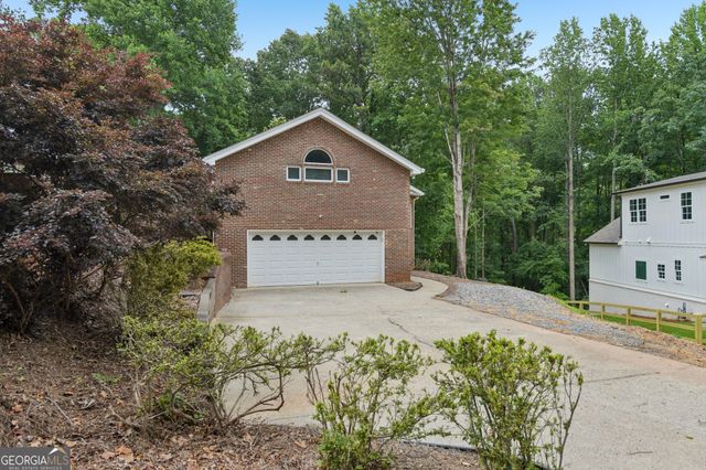 6137 White Oak Drive, Flowery Branch, GA 30542