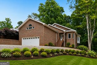 6137 White Oak Drive, Flowery Branch, GA 30542