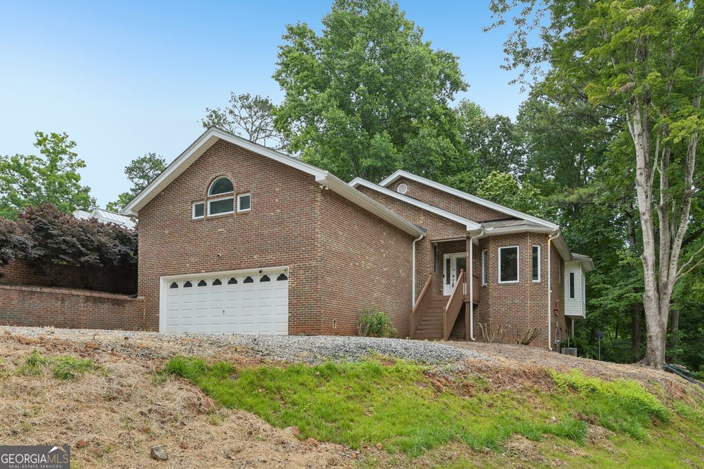 6137 White Oak Drive, Flowery Branch, GA 30542