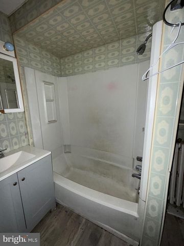 620 E PINE ST, Mahanoy City, PA 17948