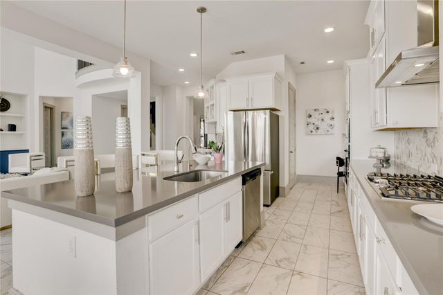 1922 Pleasant Grove Drive, Missouri City, TX 77459