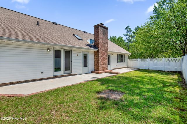 691 Bald Eagle Drive, Vass, NC 28394