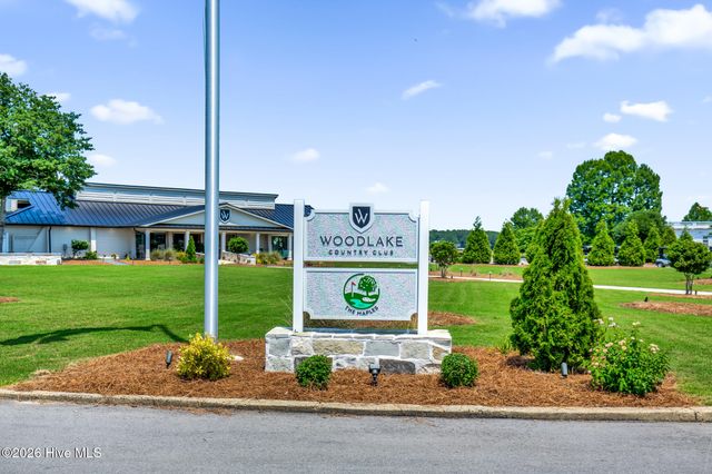 691 Bald Eagle Drive, Vass, NC 28394