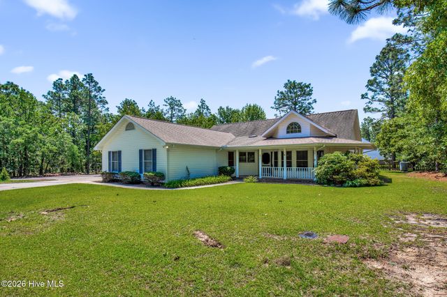 691 Bald Eagle Drive, Vass, NC 28394