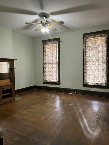 33 Clark Place, 35 35, Columbus, OH 43201