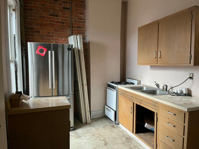 33 Clark Place, 35 35, Columbus, OH 43201