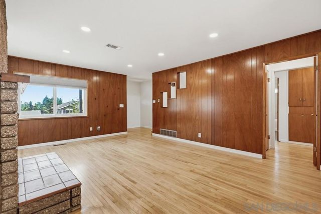 4347 Voltaire, San Diego, CA 92107