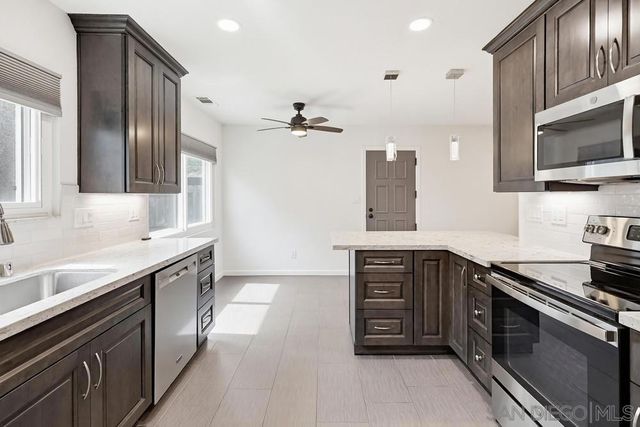 4347 Voltaire, San Diego, CA 92107