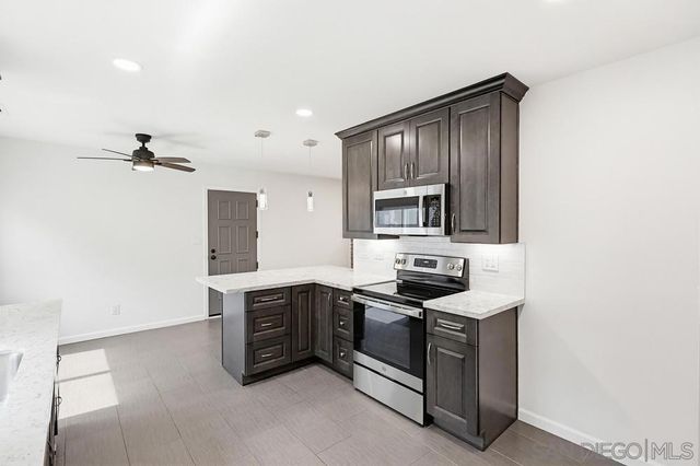 4347 Voltaire, San Diego, CA 92107