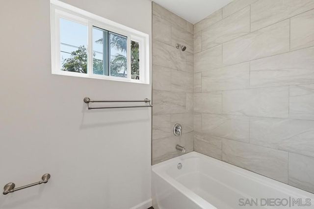 4347 Voltaire, San Diego, CA 92107