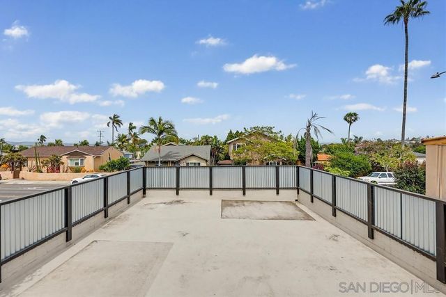 4347 Voltaire, San Diego, CA 92107