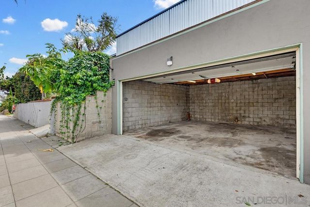 4347 Voltaire, San Diego, CA 92107