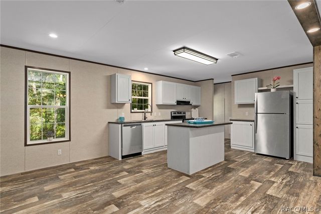 2455 E North Street, Inverness, FL 34453