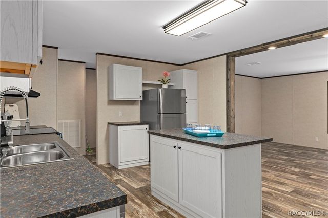 2455 E North Street, Inverness, FL 34453