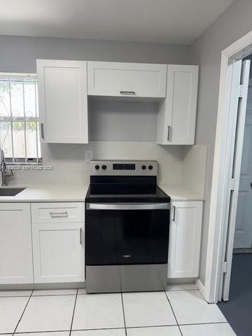 2798 NW 88th St 2798, Miami, FL 33147