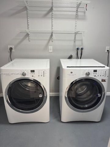 2798 NW 88th St 2798, Miami, FL 33147