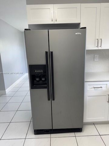 2798 NW 88th St 2798, Miami, FL 33147