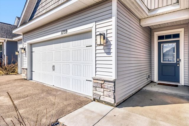 1759 Arcadia Street, Shakopee, MN 55379
