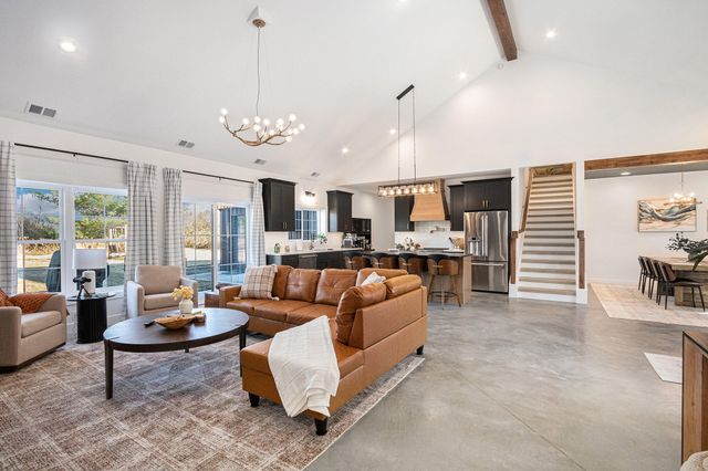 13785 Jane Way, Harbert, MI 49115