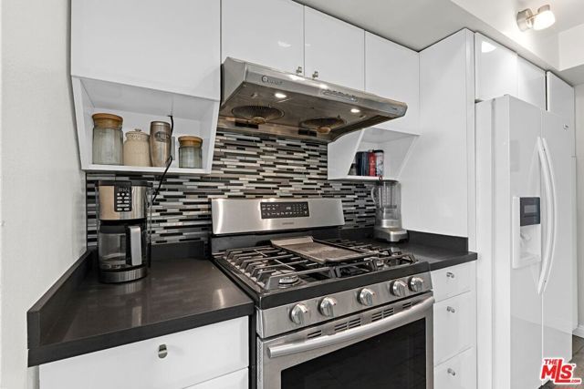 11337 Nebraska Avenue 303, Los Angeles, CA 90025