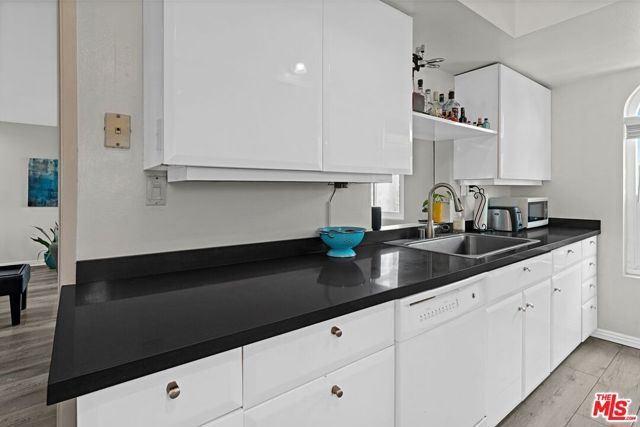 11337 Nebraska Avenue 303, Los Angeles, CA 90025
