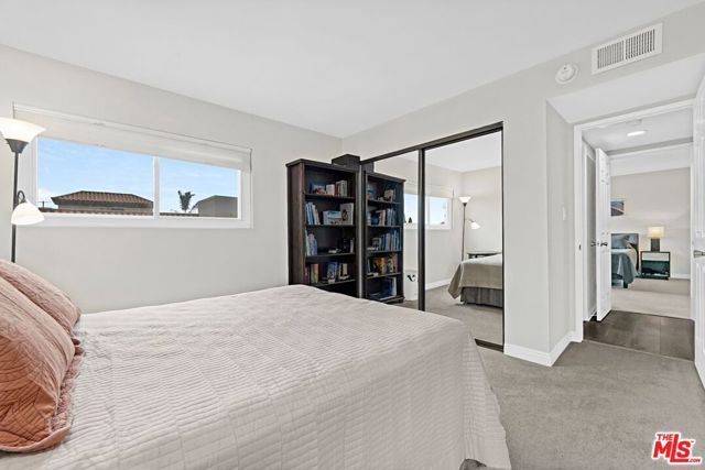 11337 Nebraska Avenue 303, Los Angeles, CA 90025