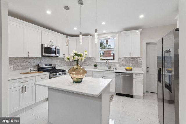 817 PASSMORE ST, Philadelphia, PA 19111