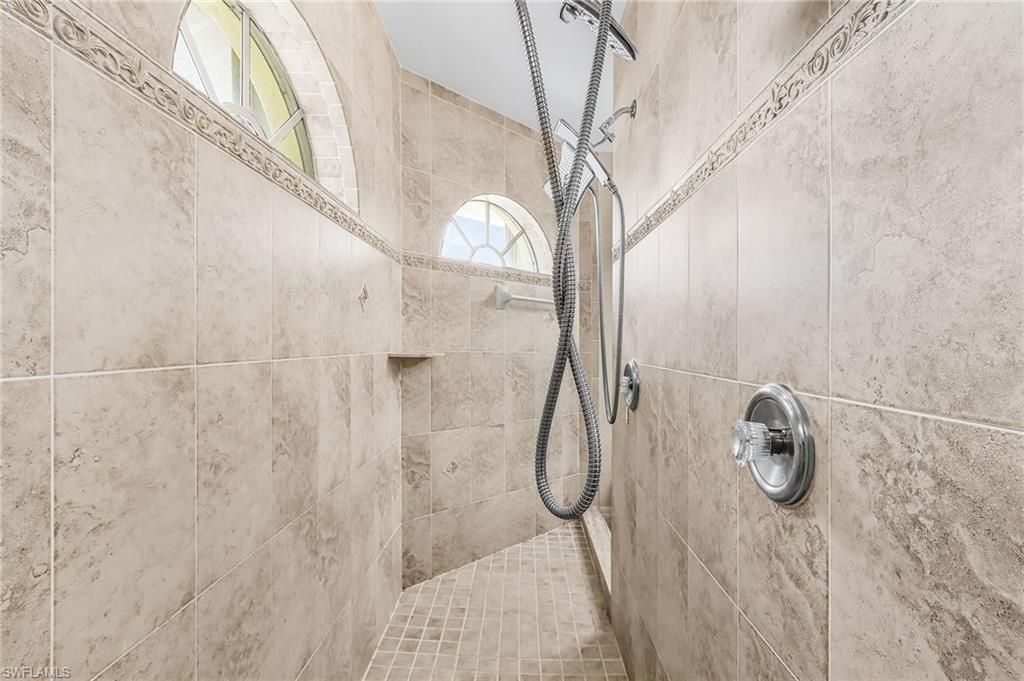 Image 13 of property listing at 1721 30th TER, Cape Coral, FL 33914