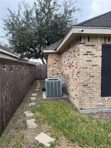 1104 N Regal N Drive, Pharr, TX 78577