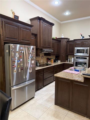 1104 N Regal N Drive, Pharr, TX 78577