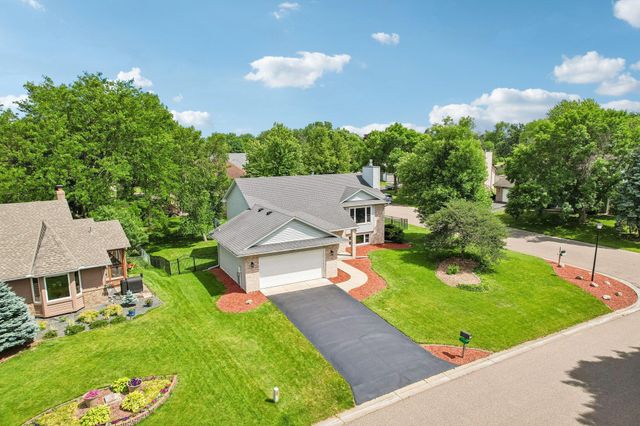 6030 Kirkwood Lane N, Plymouth, MN 55442