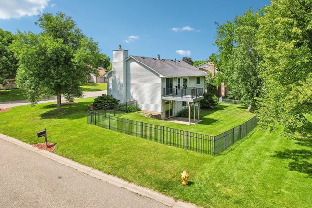 6030 Kirkwood Lane N, Plymouth, MN 55442