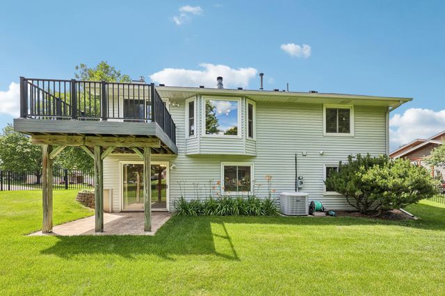 6030 Kirkwood Lane N, Plymouth, MN 55442