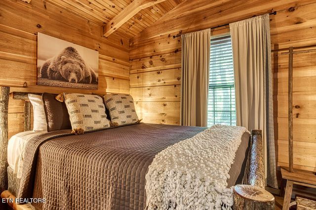 1003 Sumac Court, Sevierville, TN 37876