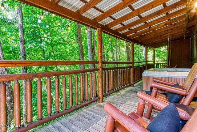 1003 Sumac Court, Sevierville, TN 37876