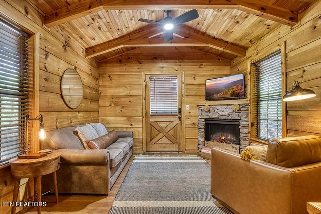 1003 Sumac Court, Sevierville, TN 37876