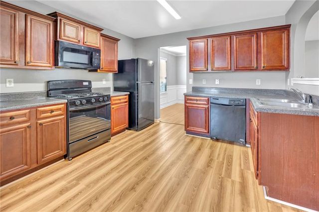 2416 Cornell Circle, Mcdonough, GA 30253