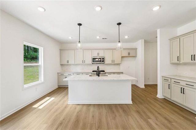 5355 Callahan Trace, Flowery Branch, GA 30542