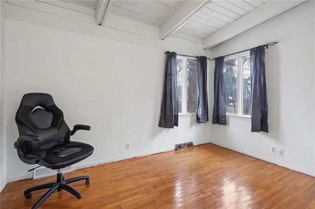 2933 Harvard Road, Lawrence, KS 66049