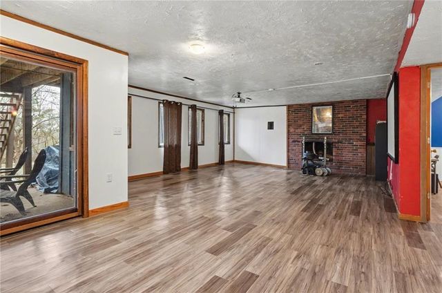 2933 Harvard Road, Lawrence, KS 66049