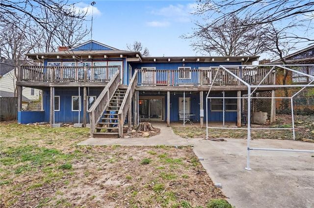 2933 Harvard Road, Lawrence, KS 66049