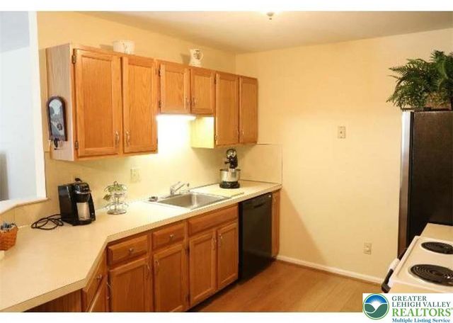 163 Lindfield Circle, Macungie Boro, PA 18062