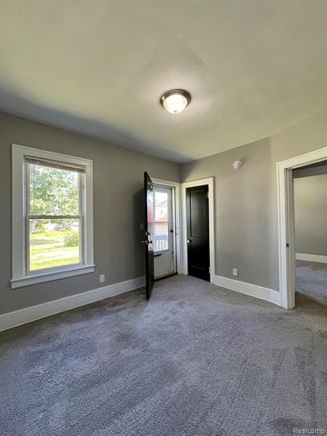 170 Bondie Street, Wyandotte, MI 48192
