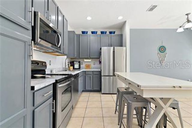 2414 CARAVELLE CIRCLE, Kissimmee, FL 34746